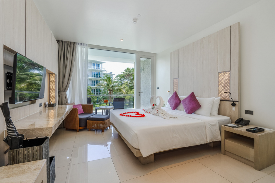 Room Review: Splash Beach Resort, Mai Khao, Phuket
